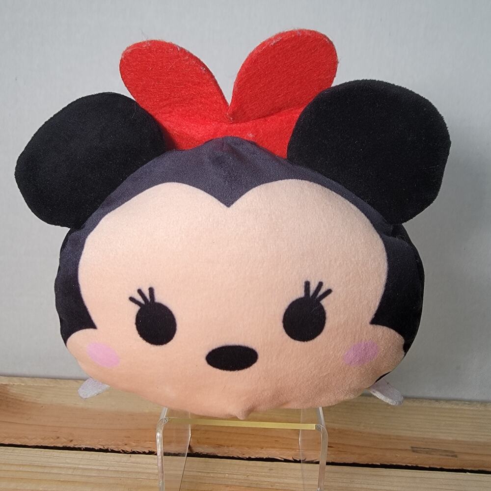 Disney Tsum Tsum Minnie Mouse Plush